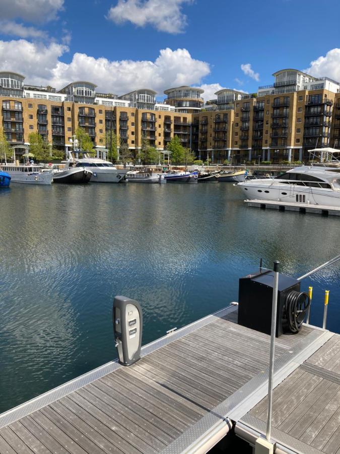 Entire Boat At St Katherine Docks 2 Available Select Using Room Options لندن المظهر الخارجي الصورة